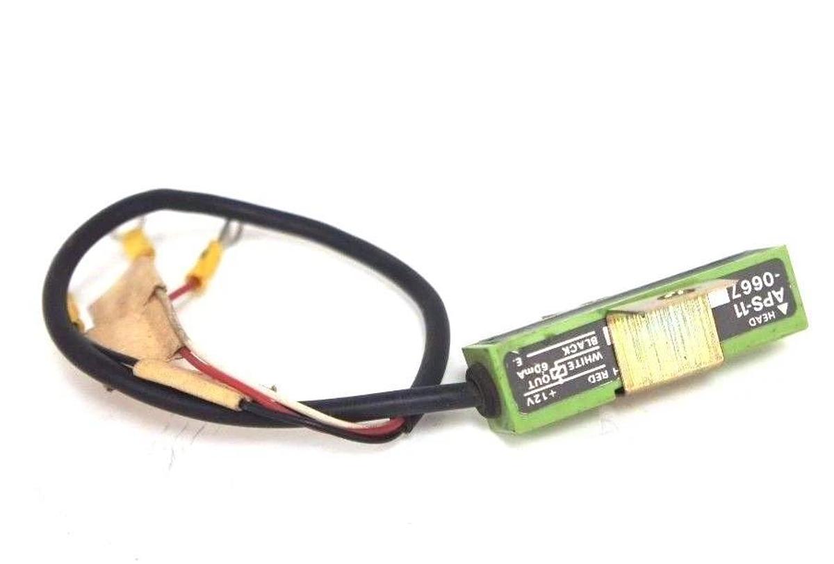 Used KOYO APS-11-0667 PROXIMITY SWITCH APS110667