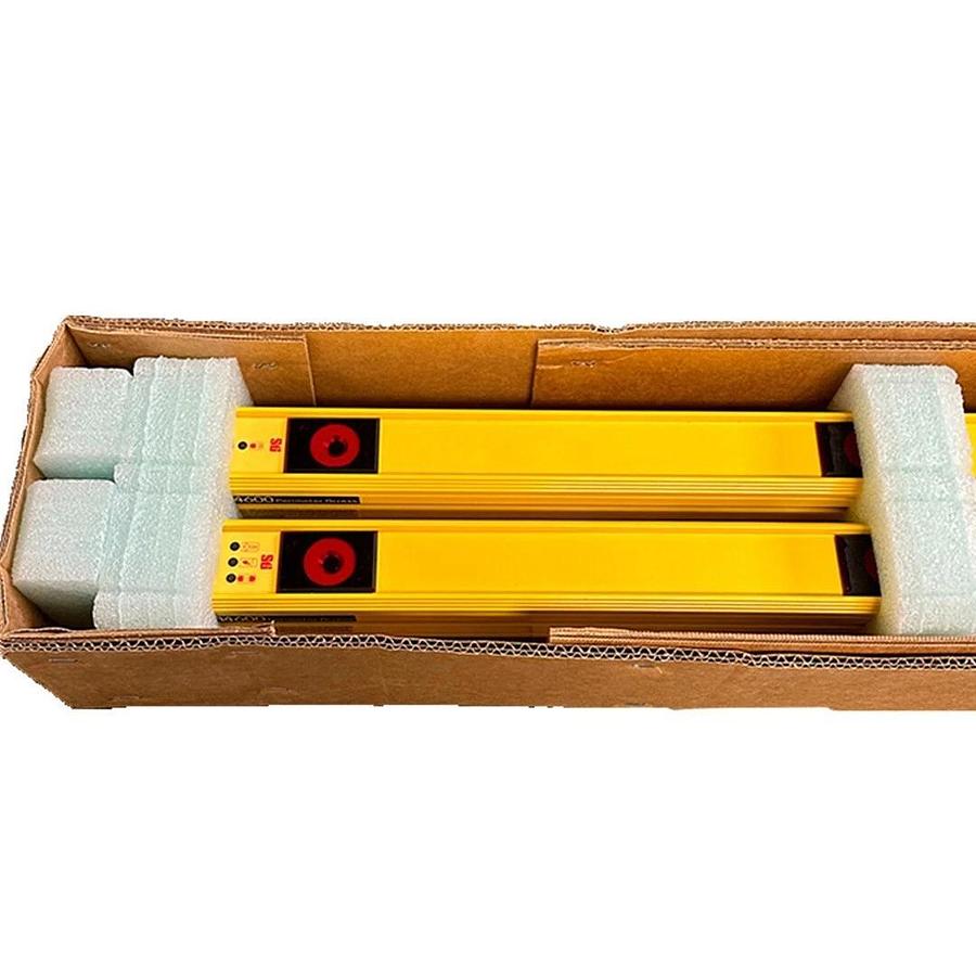 Used NIB OMRON STI PA46SR-5-300-Q2-NO1-NP-NGSPL LIGHT CURTAIN 82560-1010 85260-2010
