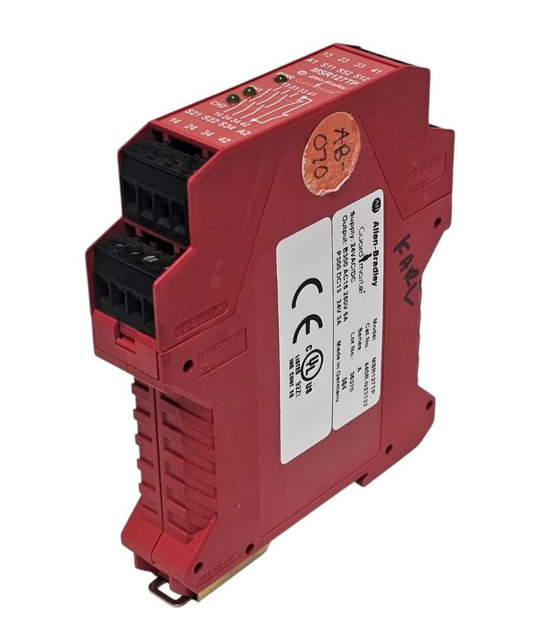 Used ALLEN BRADLEY 440R-N23132 GUARD MASTER SAFTEY RELAY MODEL MSR127TP SER. A