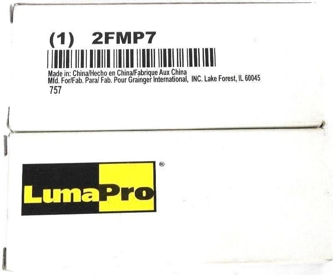 Used LOT OF 20 NEW LUMAPRO 2FMP7 MINIATURE LAMP BULBS