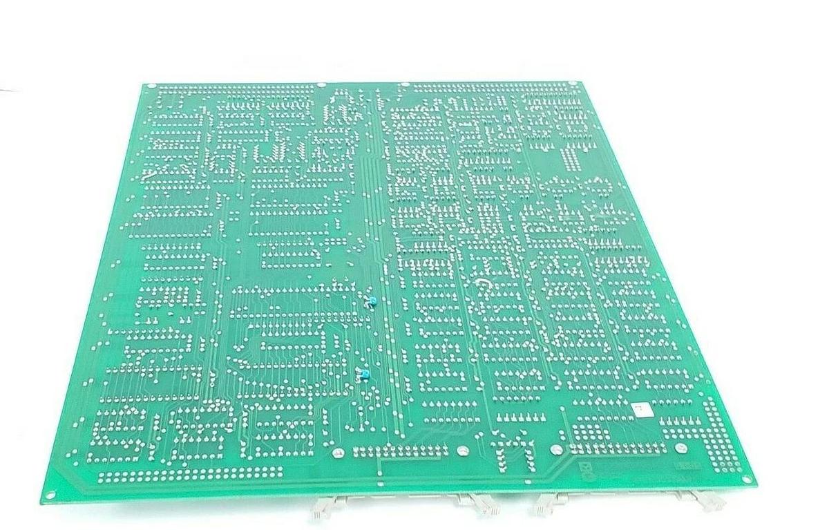 NEW MERLIN GERIN 6740837 CRIZ CONTROL BOARD 6739803XD-2C 6739803XD-1C