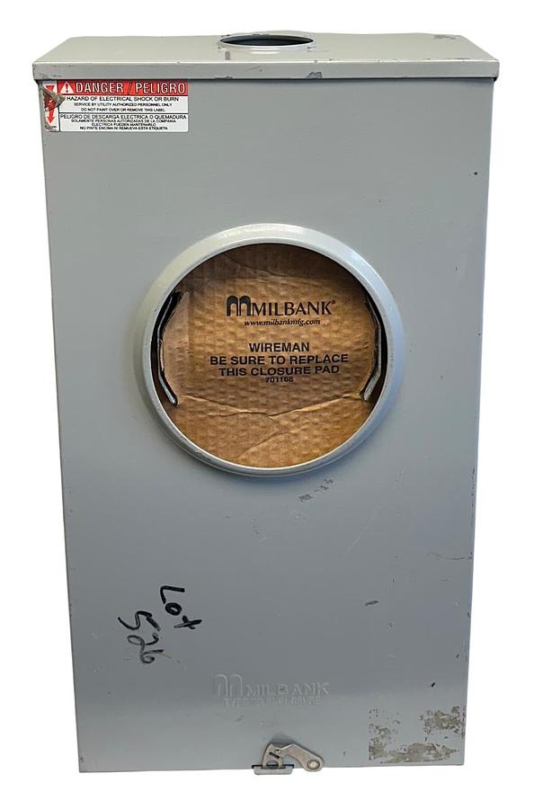 Used MILBANK U4497-XL / U4497 RINGLESS METER SOCKET 600V 20A 3PH 60Hz SWITCH NSNP