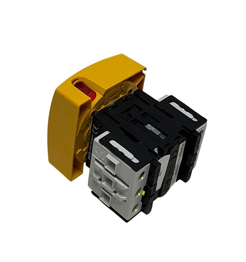 Used BACO 222 102 / 0172001 DISCONNECT SWITCH BP 30076 YELLOW / RED 25A 690V NSMP