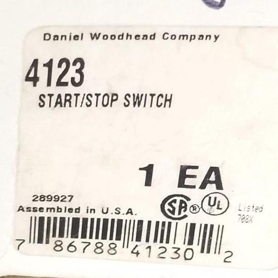 Used WOODHEAD 4123 PUSHBUTTON START/STOP SADDLE SWITCH 40-100022 289927