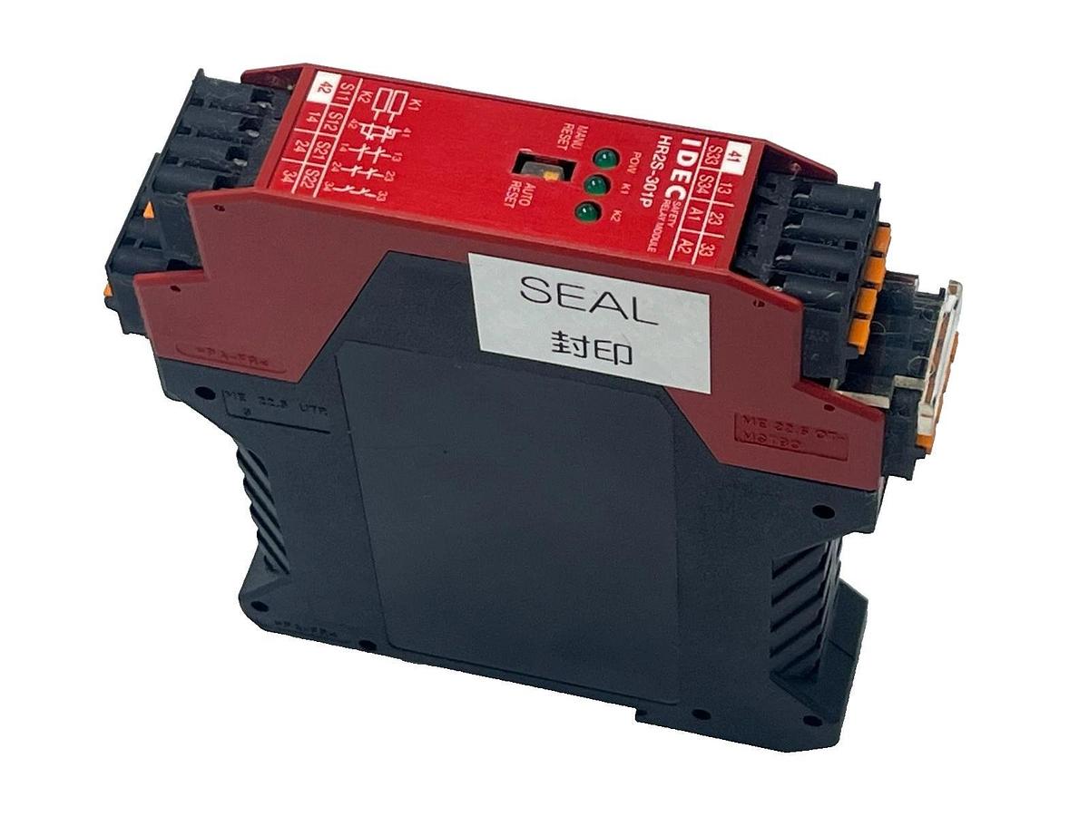 Used IDEC HR2S-301P Safety Relay Module 24VDC Dual Channel 3 N.O. Safety Outputs HR2S