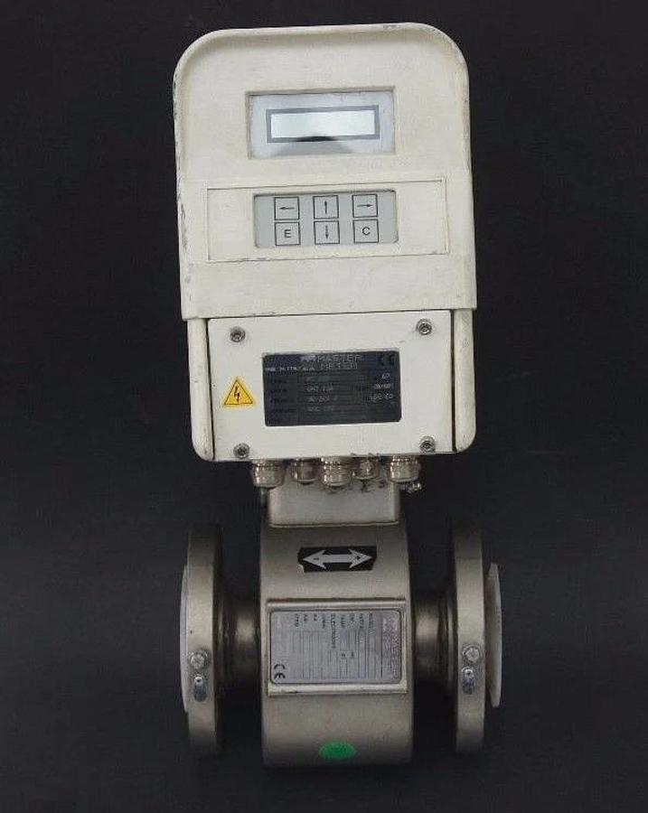 NEW MASTER METER MODEL: MC 208 P/N: QAZ 134 CONVERTER ELECTROMAGNETIC FLOW METER