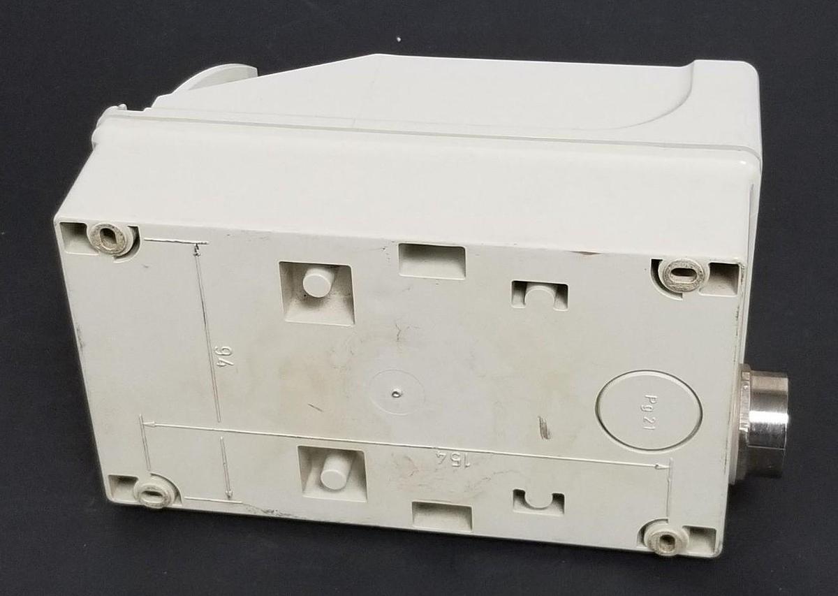 Used NEW WALTHER CEEtyp INTERLOCK HOUSING W/ 531-24-319 PIN & SLEEVE FEMALE BS4343
