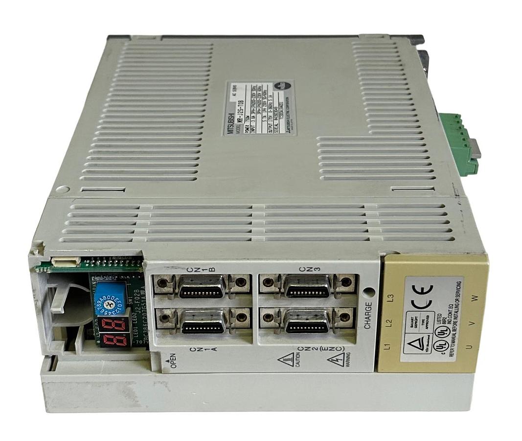 Used MITSUBISHI MR-J2S-70B / MRJ2S70B MELSERVO AC SERVO AMPLIFIER SSCNET 750W 230V *