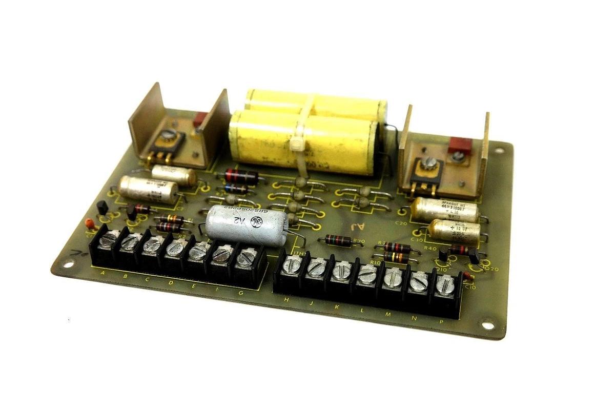 Used GENERAL ELECTRIC GE 44B395013-001 CNC BOARD USED 44B395013001
