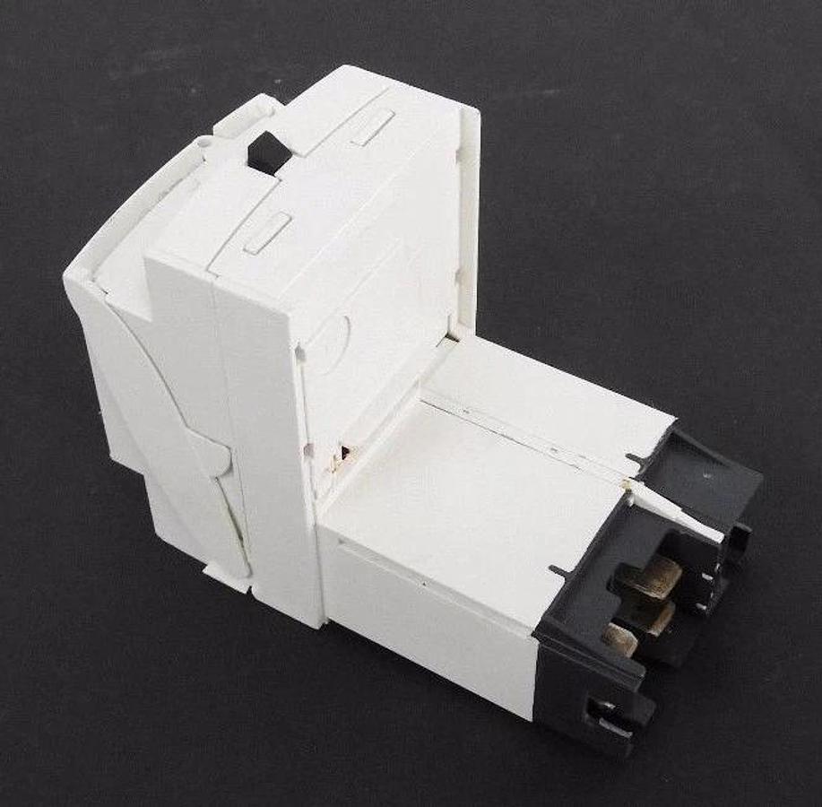 Used SCHNEIDER ELECTRIC TELEMECANIQUE LUCMT1BL TESYS MULTIFUCTION CONTROL UNIT 24V