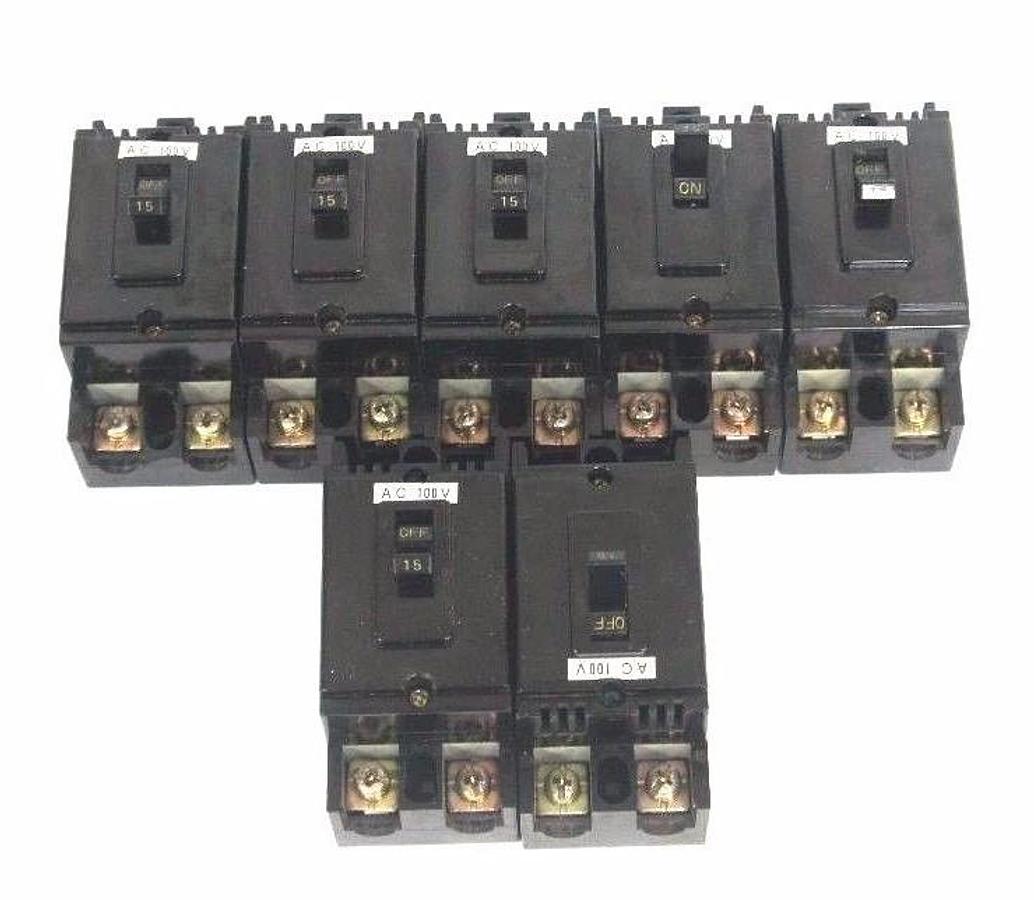 Used LOT OF 7 MITSUBISHI NF30-CB NO FUSE CIRUIT BREAKERS 15 AMP, 2P, 250V, NF30CB
