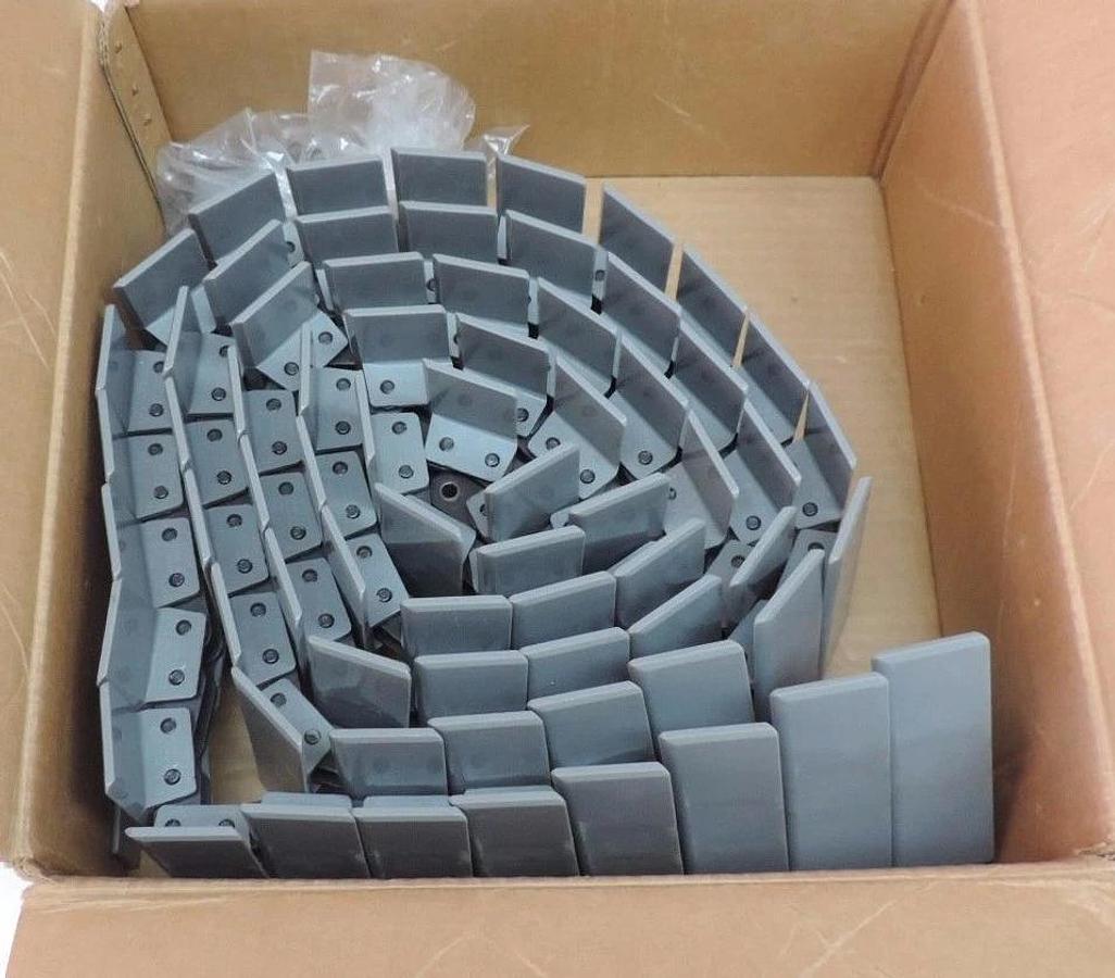 NIB REXNORD D863K4-1/2 FLAT TOP CONVEYOR CHAIN 9FT LENGTH 4.5" WIDTH, 3/4" PITCH