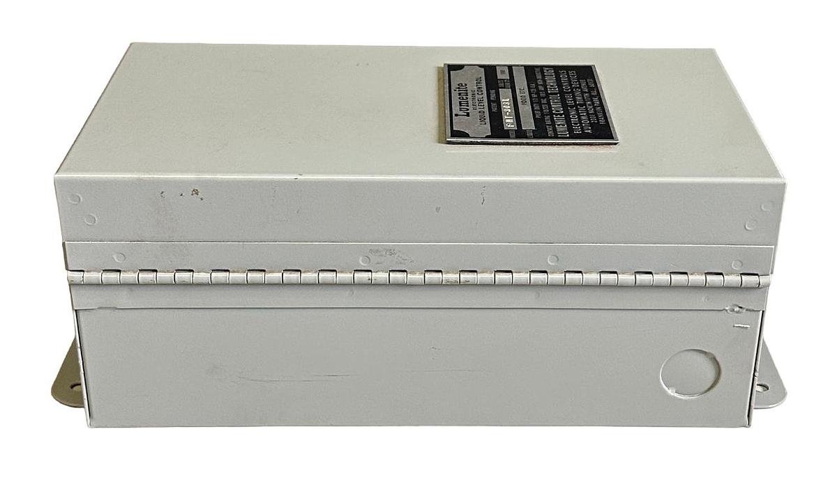 Used NEW LUMENITE CONTROL TECH FMT-3031 / FMT3031 FOOD-ETC LIQUID LEVEL CONTROL 110V