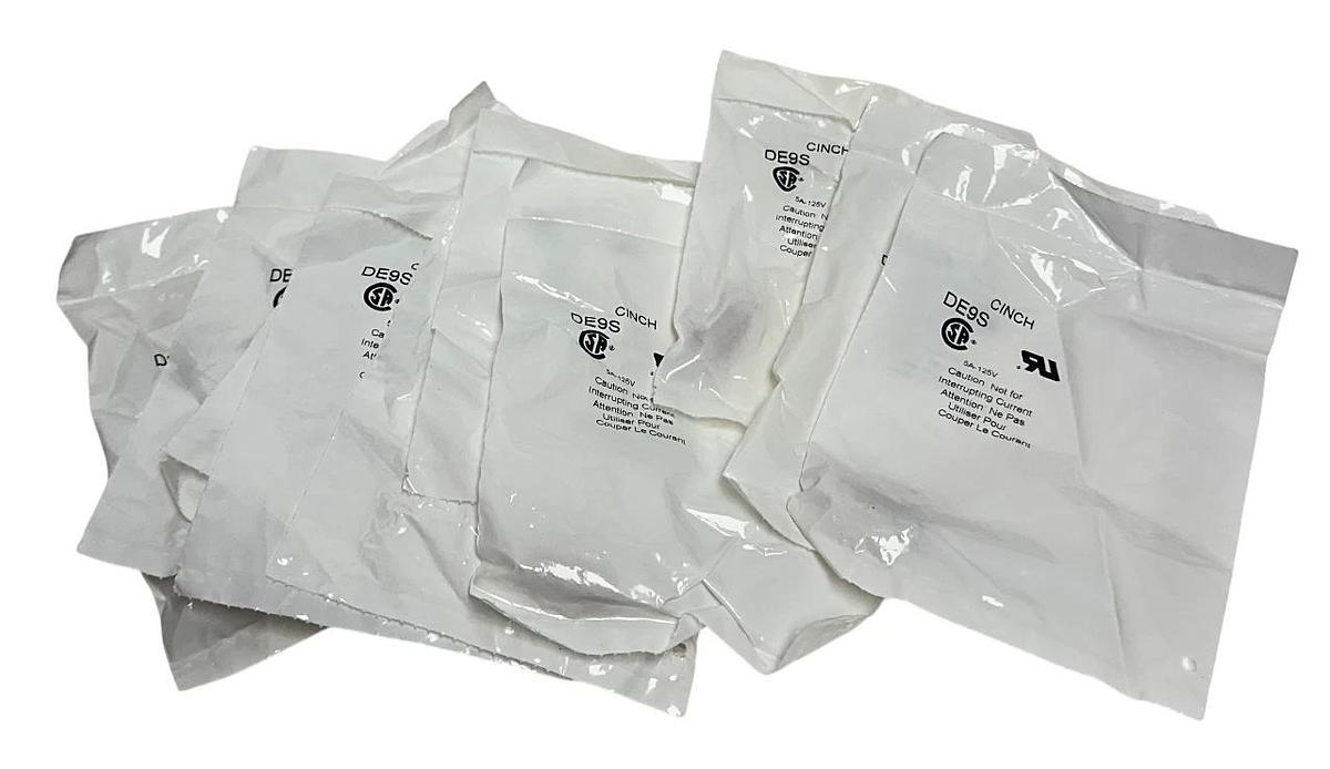 Used 11 CINCH DE9S OEM COMMERCIAL D-SUBMINIATURE CONNECTORS 5A-125V SOCKET NSFS