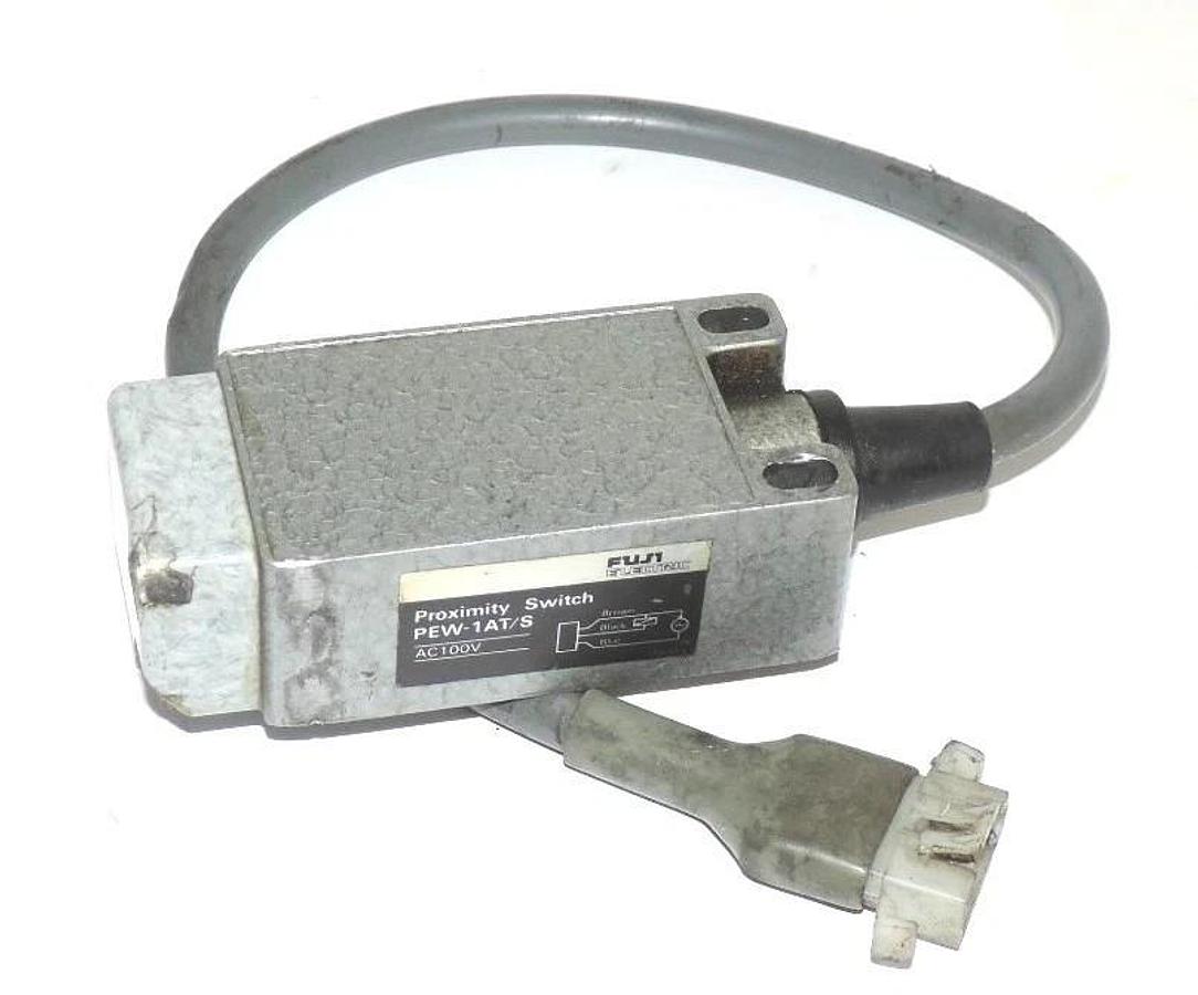 Used FUJI ELECTRIC PEW-1AT/S PROXIMITY SWITCH PEW1ATS
