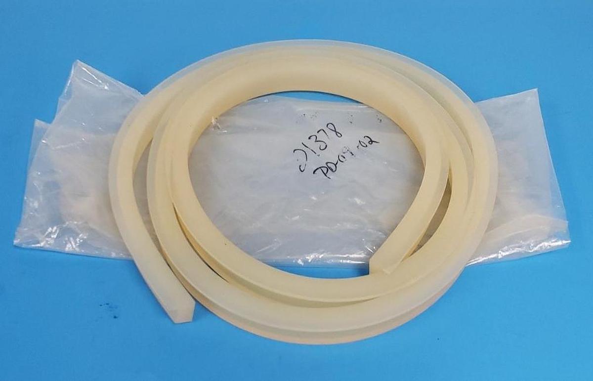 Used GENERIC 21378 RUBBER GASKET PD0902 PO0902 P00902, ~8 FEET