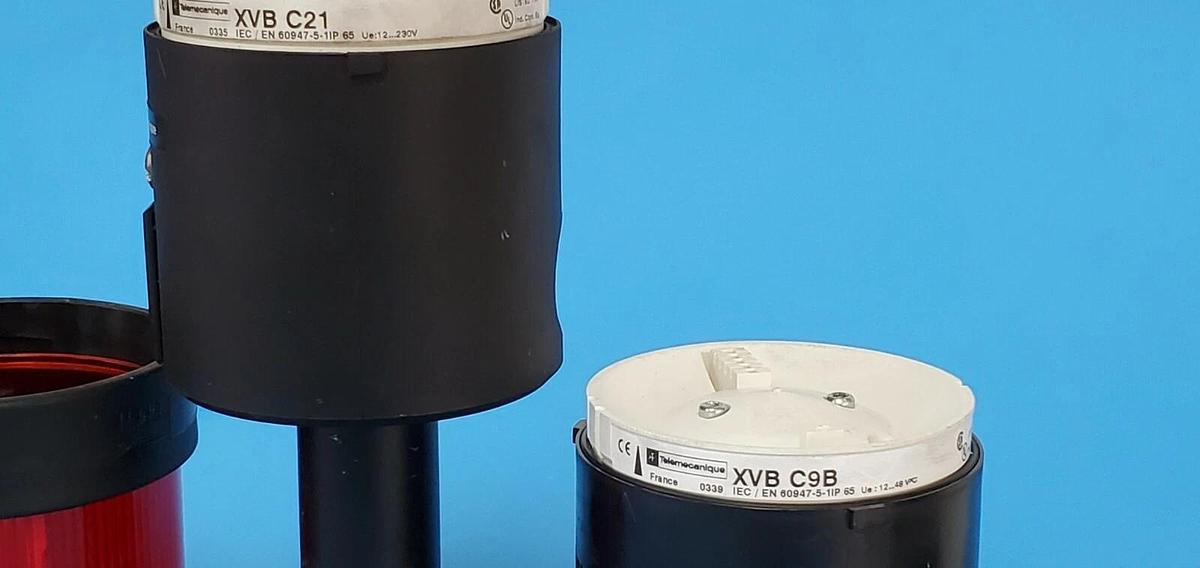 Used TELEMECANIQUE XVB-C21 / XVB-C9B / XVB-C34 STACK LIGHT ASSEMBLY