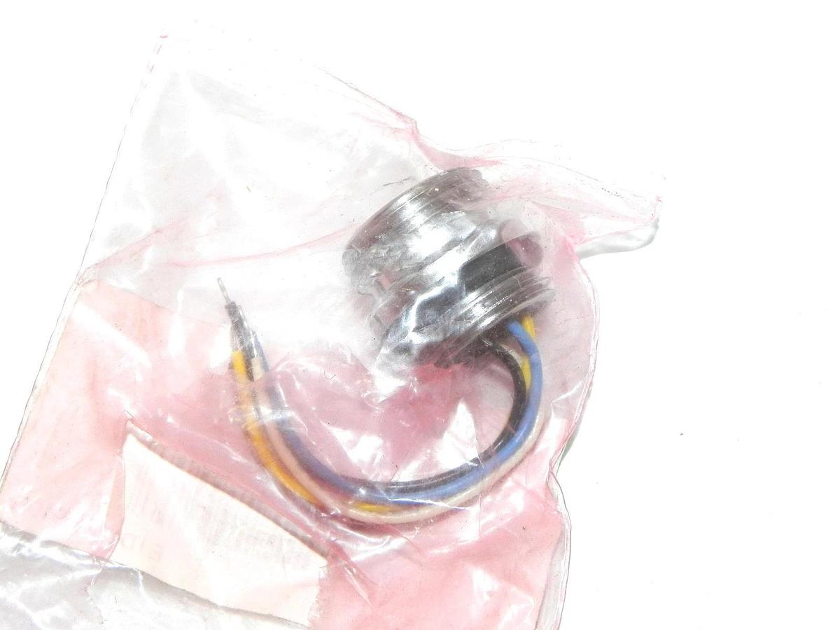 Used NEW BANNER MBC-5 MINI-STYLE QUICK DISCONNECT RECEPTACLE MBC5