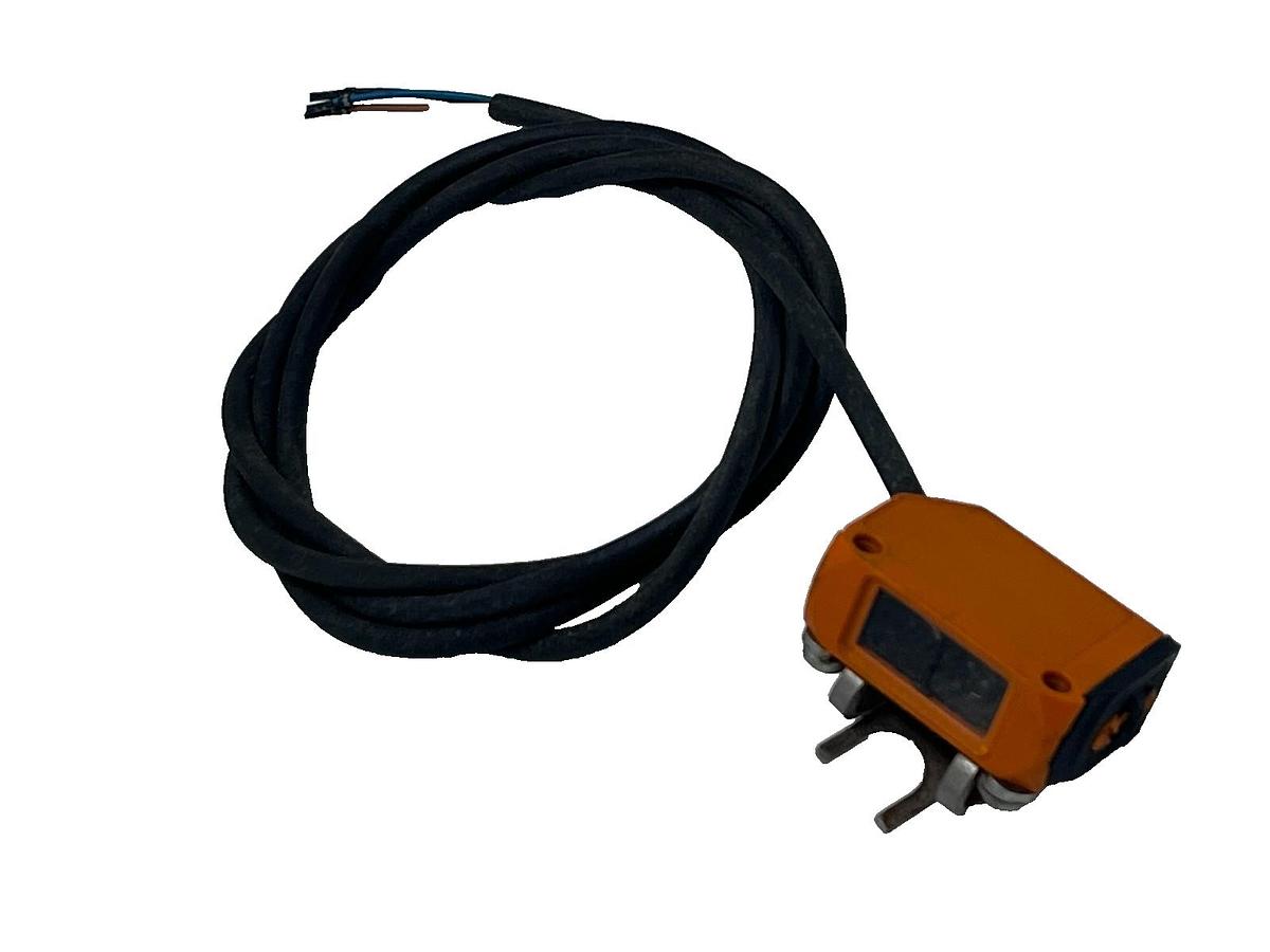 Used LOT OF 3 IFM O6P208 Photoelectric Sensor O6P-FPKG/1M/PH-O6P208 WITH BRACKETS