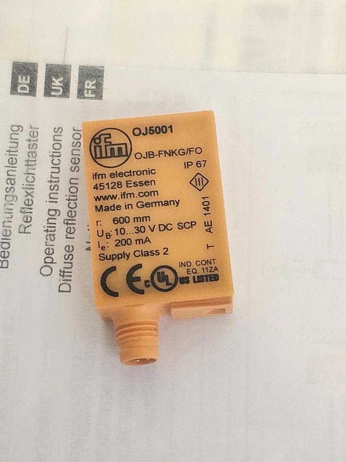 Used NEW IFM OJB-FNKG/FO/AS DIFFUSE REFLECTION SENSOR OJ5001 10...30V DC 200mA