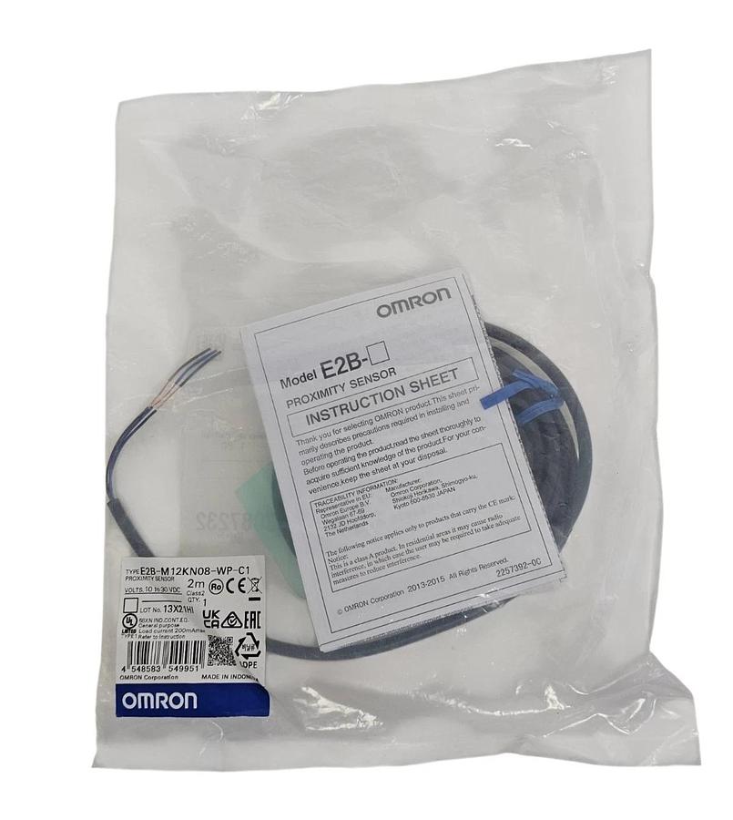 Used NEW OMRON E2B-M12KN08-WP-C1 PROXIMITY SENSOR E2BM12KN08WPC1 2M