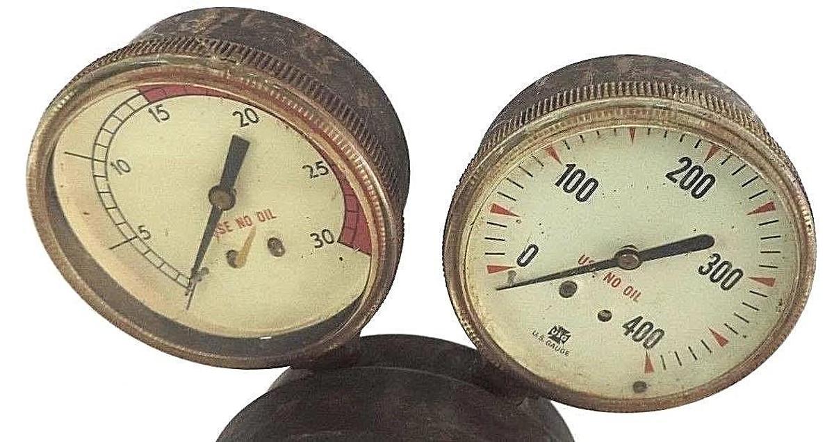Used VICTOR 2478041 COMPRESSED GAS REGULATOR