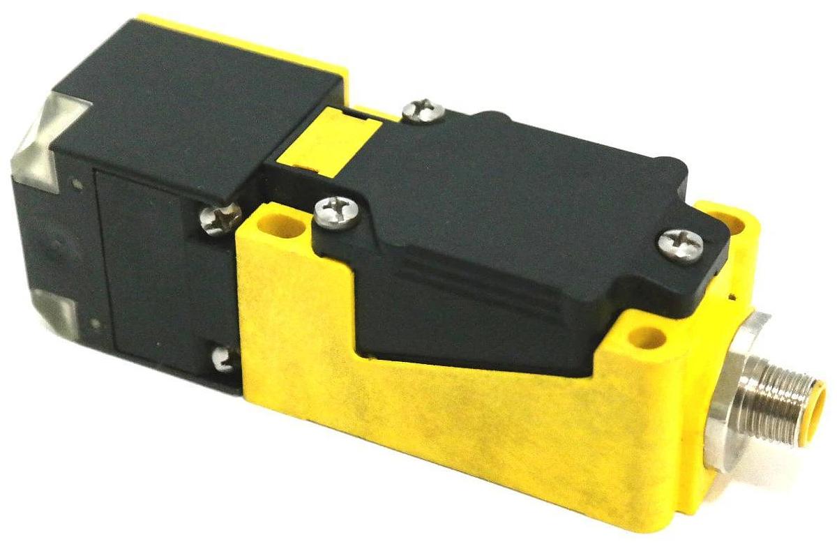 Used TURCK NI20-CP40-AP6X2/S10 PROXIMITY SWITCH SENSOR NI20CP40AP6X2