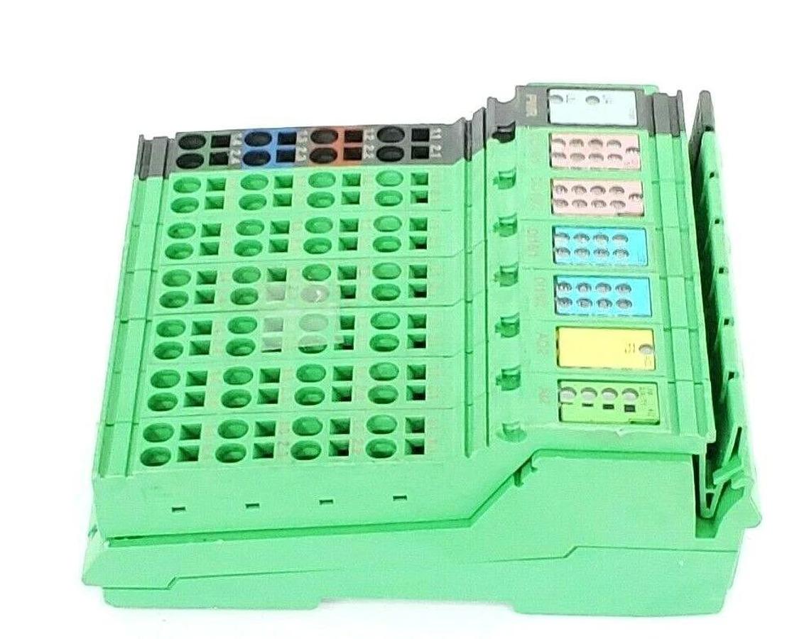 Used PHOENIX CONTACT ILB BT ADIO MUX-PANEL ORDER-NO. 2884509 HW/FW: 01/1.30 I/O BLOCK