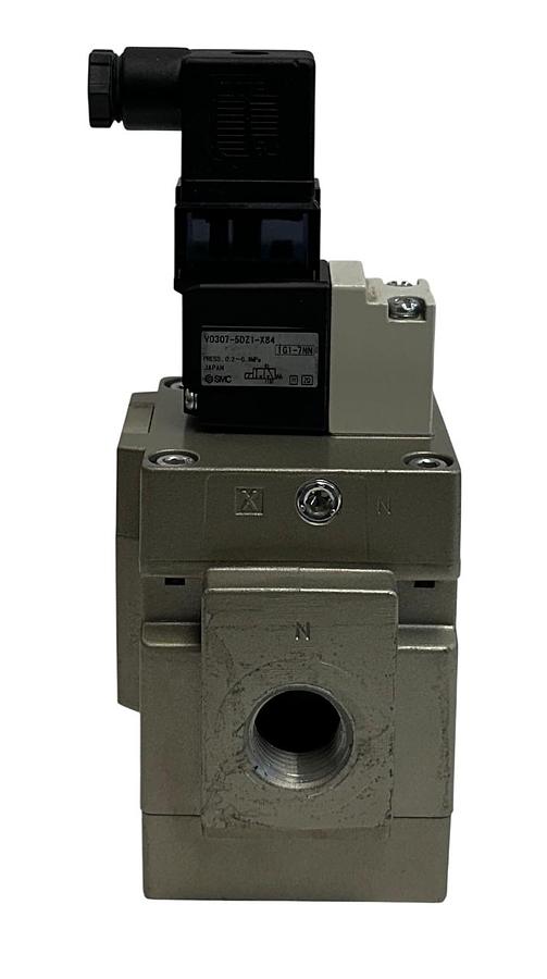 Used SMC VG342-5DZ-04NA / VG3425DZ04NA PNEUMATIC POPPET VALVE 24VDC COIL 3-PORT USNP