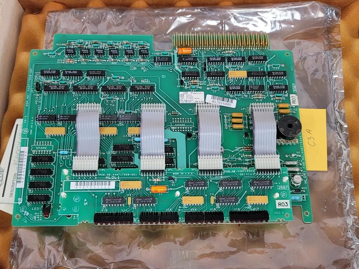 Used GE FANUC IC600BF923K OUTPUT MODULE SINK 10-50VDC 32 POINT W/O FACEPLATE