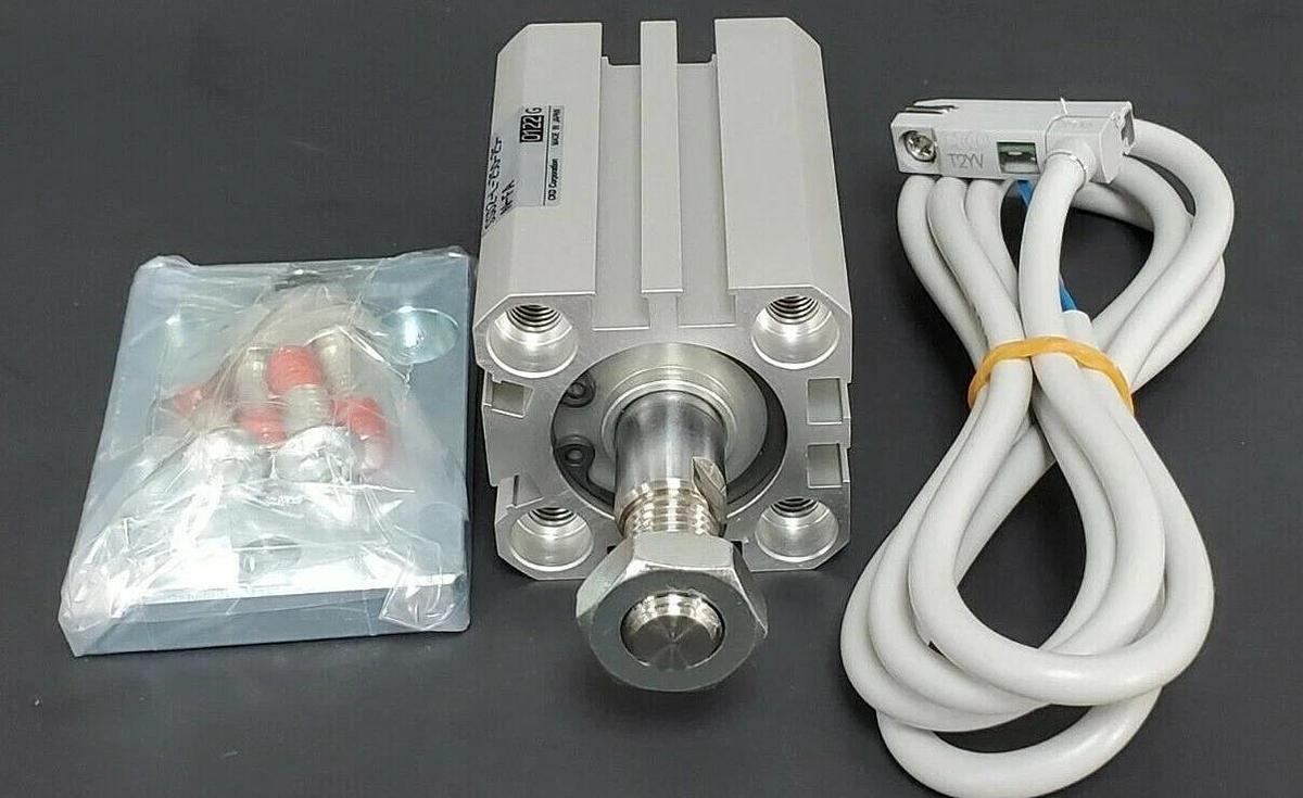 NEW CKD SSD2-L-25D-25-N-FA COMPACT CYLINDER W/ SSD2-FA-25 / T2YV SSD2L25D25NFA