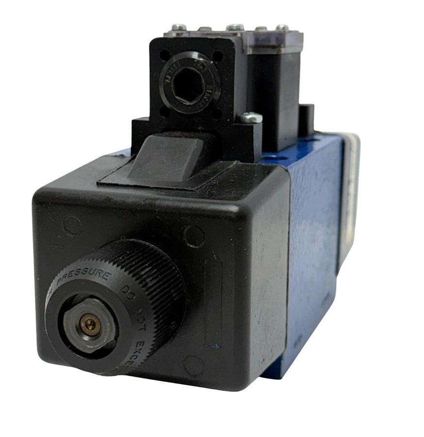 Used Bosch Rexroth 4WE10E40/CW110N9DK25L Directional Solenoid Valve — R900974964