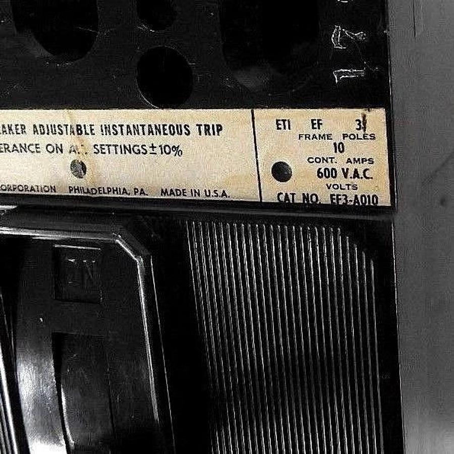 Used ITE SIEMENS EF3-A010 CIRCUIT BREAKER 10 AMPS, 600 VAC, 3 POLE, EF FRAME
