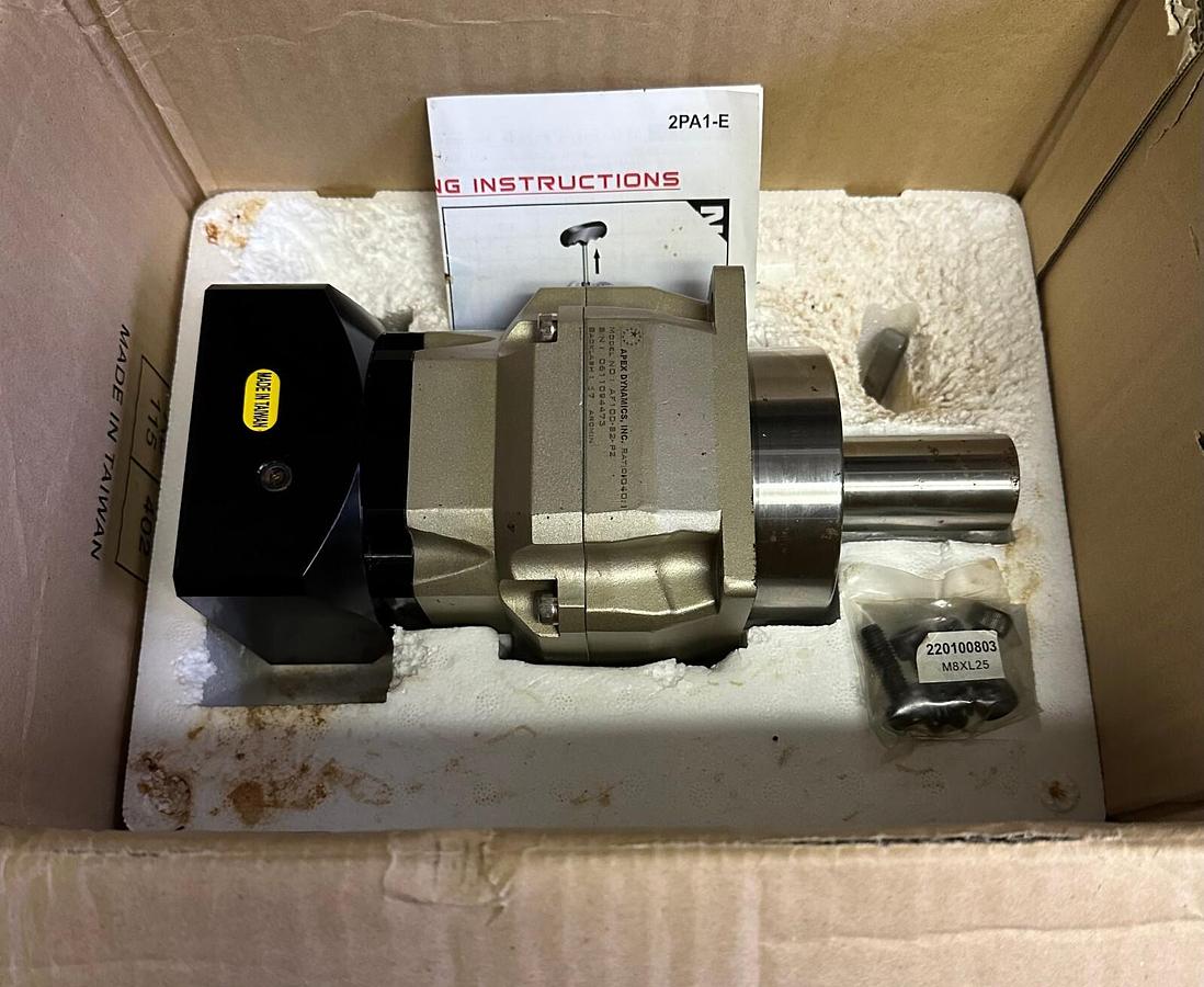 Used NEW APEX DYNAMINCS AF100-040-S2-P2 / AF100040S2P2 GEARBOX 40:1 RATIO AF100-S2-P2