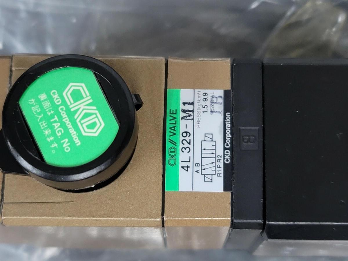 Used NEW CKD 4L329-M1 VALVE 4L329M1 PRESSURE 1.5-9.9