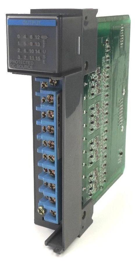 Used ALLEN BRADLEY 1746-OB16E OUTPUT MODULE 1746OB16E SER. A (MISSING DOOR)