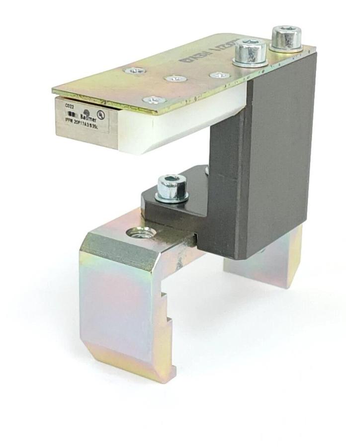 NEW BAUMER ELECTRIC IFFM 20P17A3/S35L INDUCTIVE PROXIMITY SWITCH