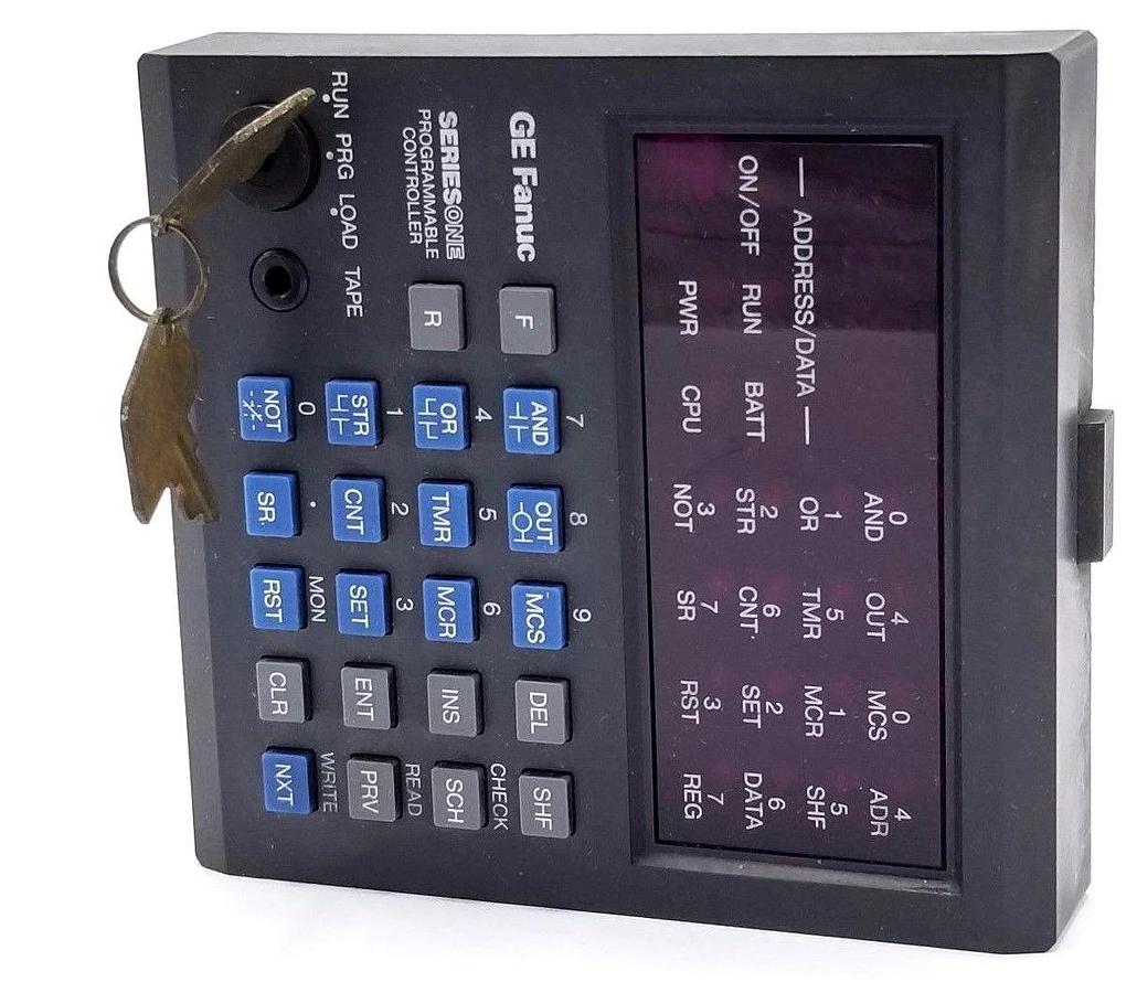 Used GE FANUC IC610PRG105B PROGRAMMER HAND HELD W/KEYSWITCH