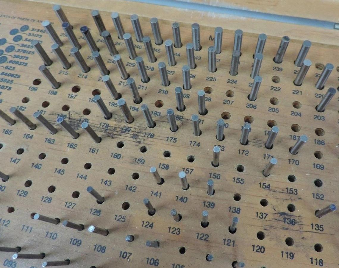 Used MEYER M-1 .061"-.250" PLUS PIN GAGE SET *IMCOMPLETE* APROXIMATELY 1/2 MISSING