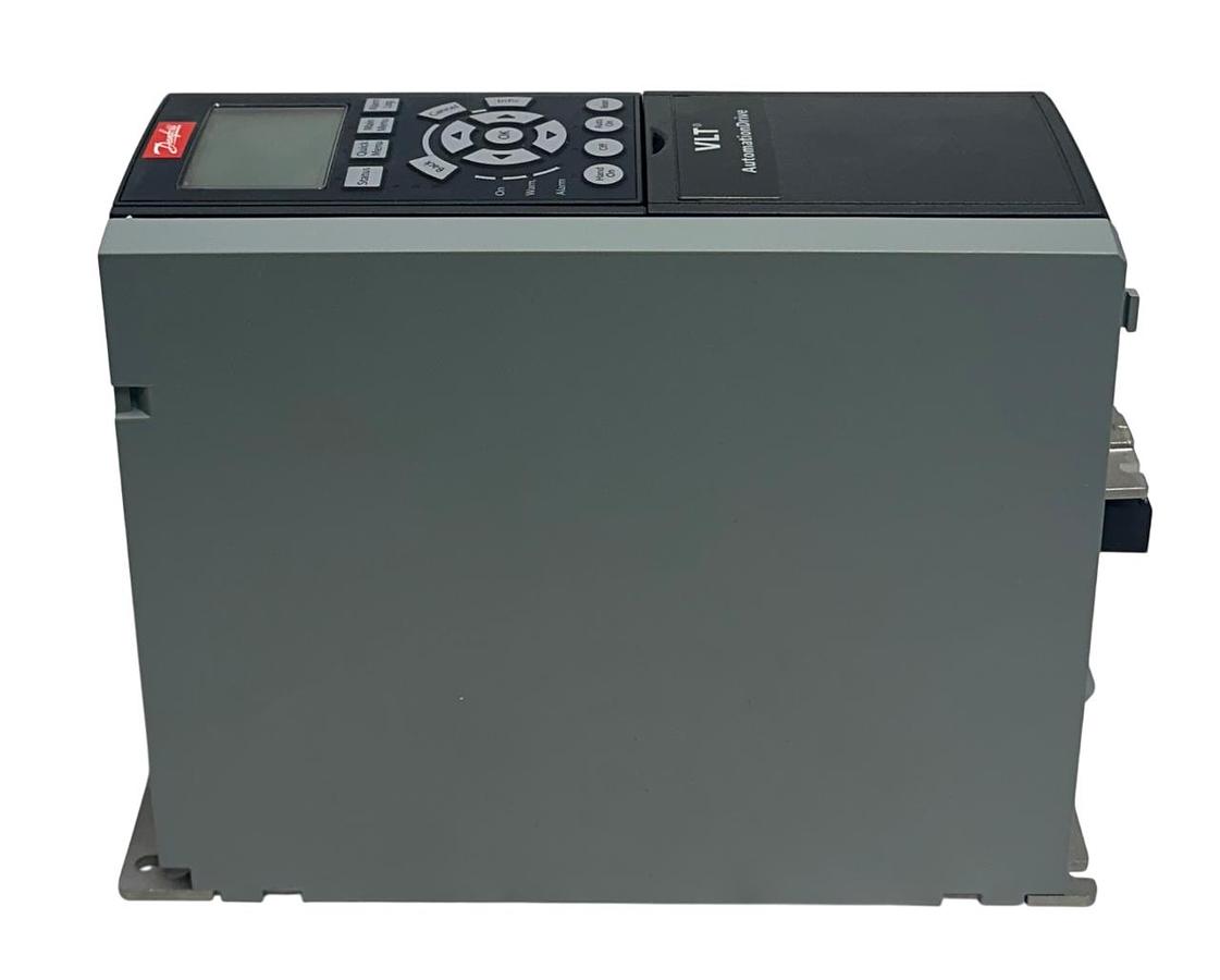 Used DANFOSS FC-302PK75T5E20H2XGXXXXSXXXXAXBXCXXXXDX / 131B0075 VLT DRIVE 1HP NSMP