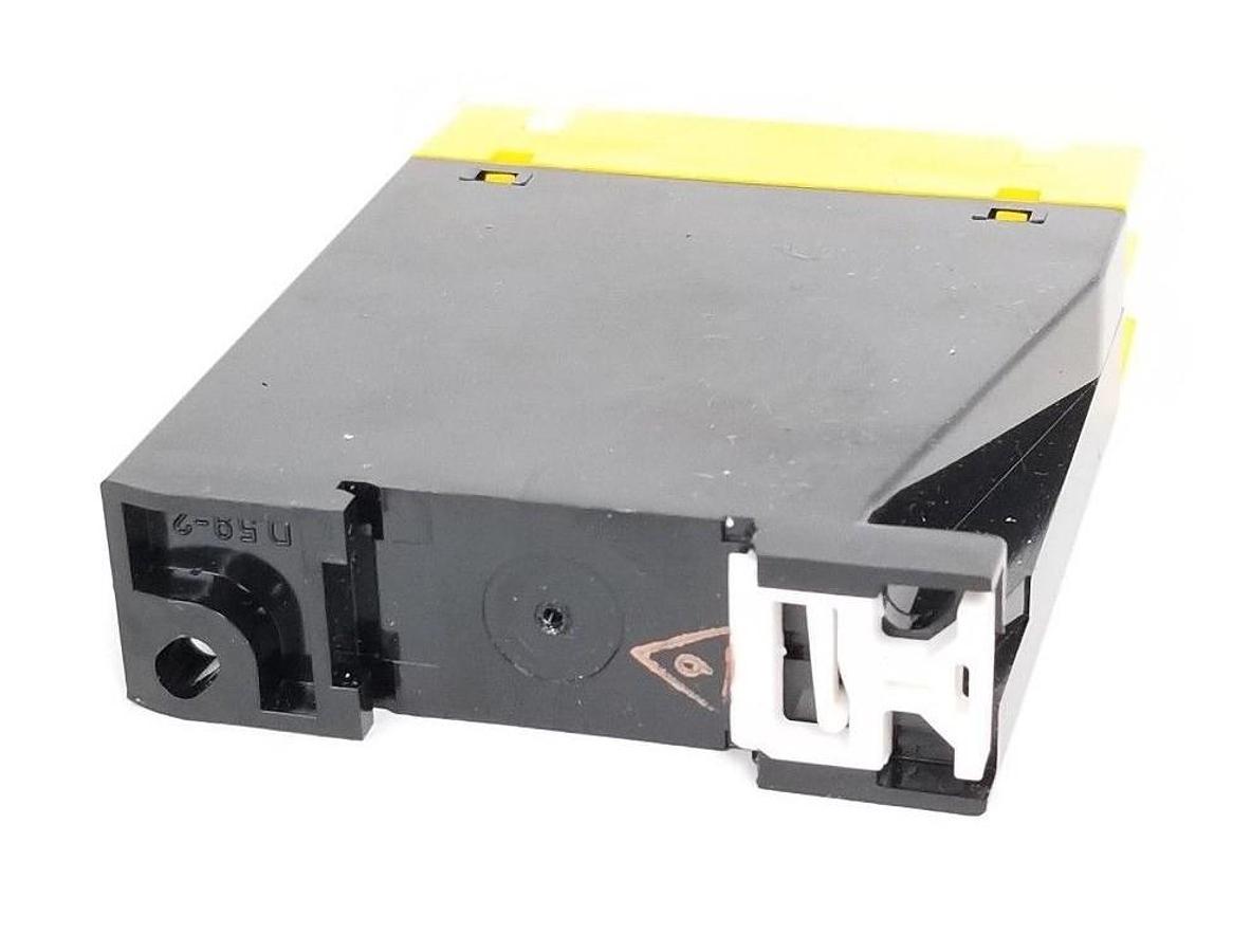 Used NEW TESCH E67.3X3421 TIME RELAY 0.15-3SEC, 110VAC, 250V~5A *MISSING PARTS*