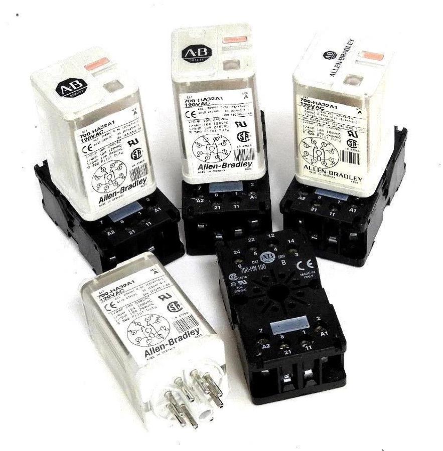 Used LOT OF 4 ALLEN BRADLEY 700-HA32A1 SER. A RELAYS W/ 700-HN 100 BASE 700HA32A1