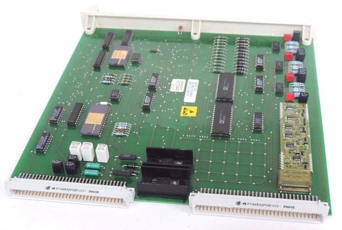 Used ABB DSQC 233 EXTERNAL AXIS BOARD DSQC233, YB 560 103-BS/1, 6821 021-603 A