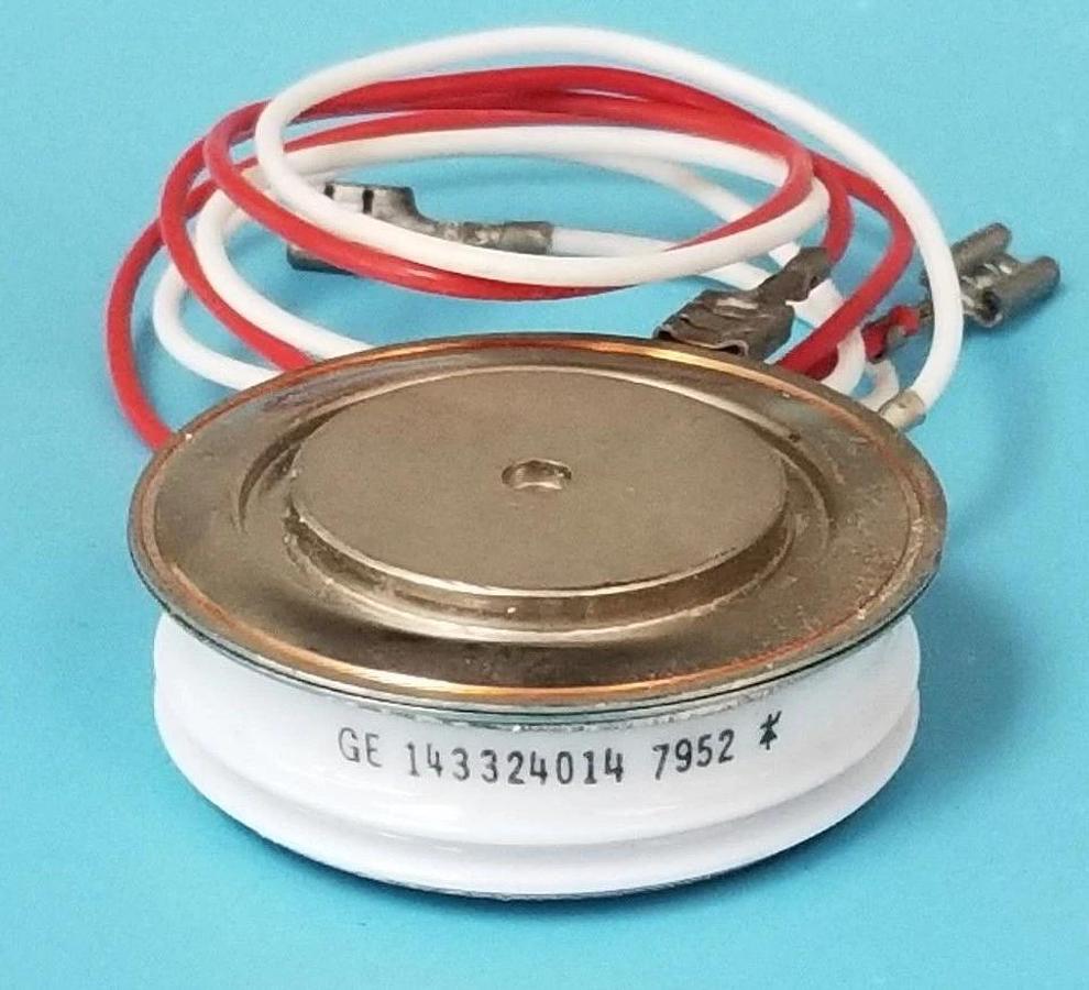 Used LOT OF 4 GENERAL ELECTRIC 143324014 VARISTORS MINI 2WIRE CONNECTION