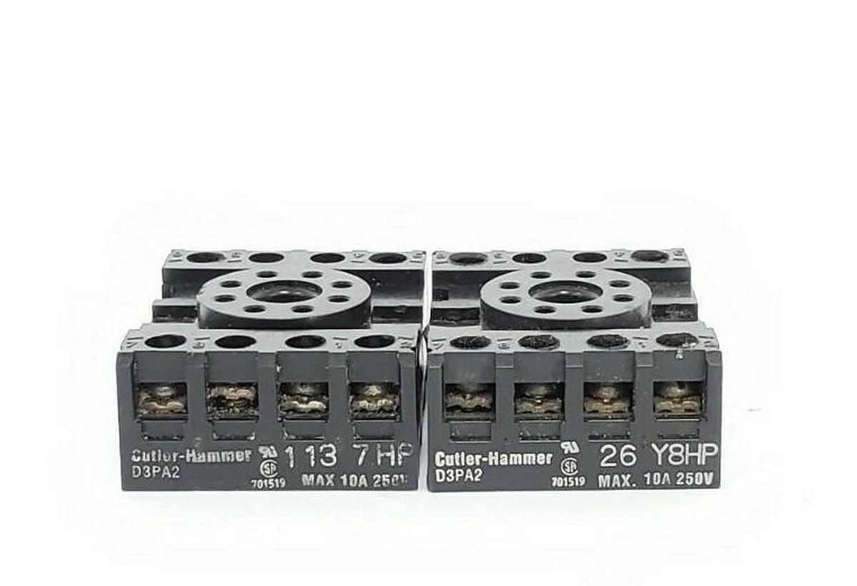 Used LOT OF 2 CUTLER-HAMMER D3PA2 SOCKETS 8PIN 250V 10AMP