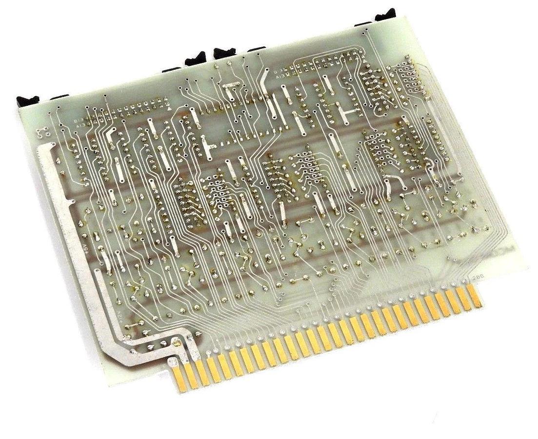 Used GENERIC MCOM002 CIRCUIT BOARD MCOM 002
