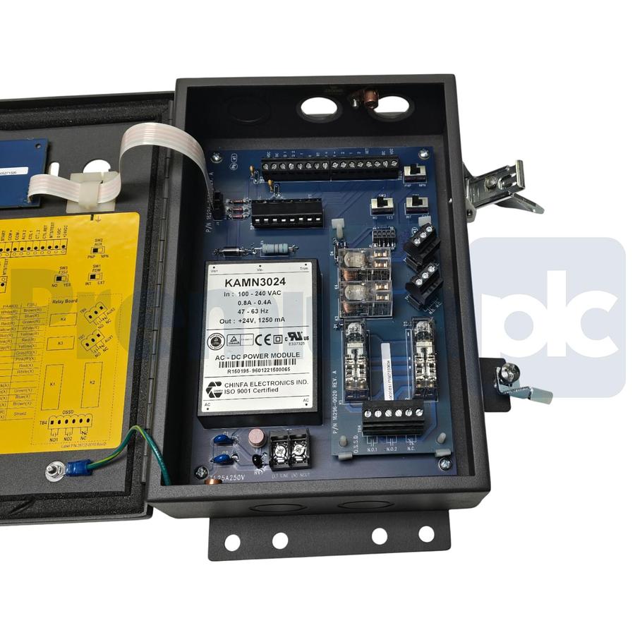 Used STI Omron RM-2AC-IP | 40525-0010 Safety Relay Control Module / Controller NSMP