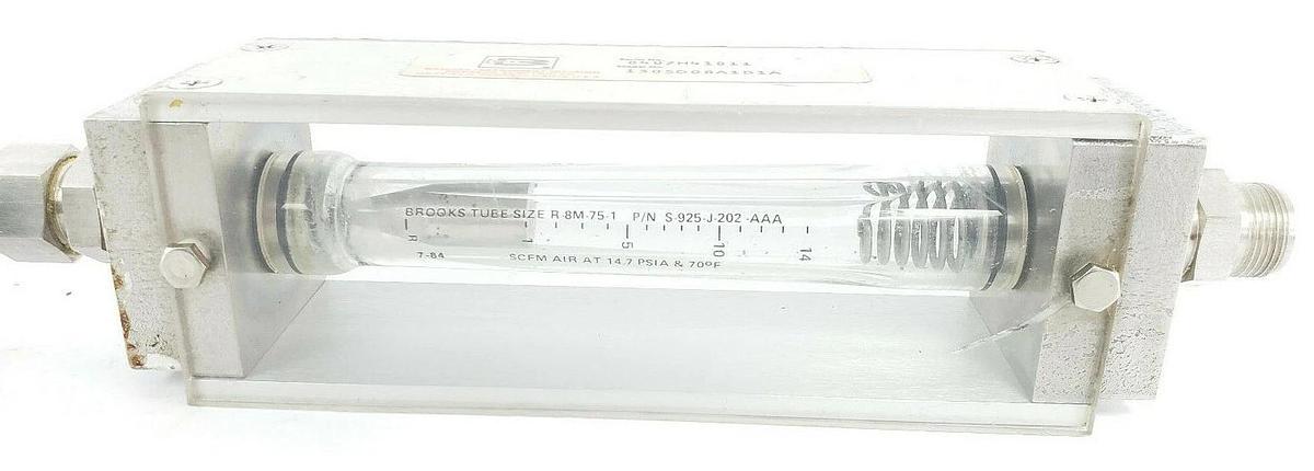Used BROOKS 1305D08A1B1A FLOW METER 1-14 SCFM AIR R-8M-75-1 S-925-J-202-AAA