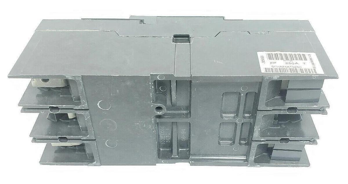 Used GE SFHA24AT0250 SPECTRA RMS CURRENT LIMITING CIRCUIT BREAKER 250AMP 480VAC 2POLE