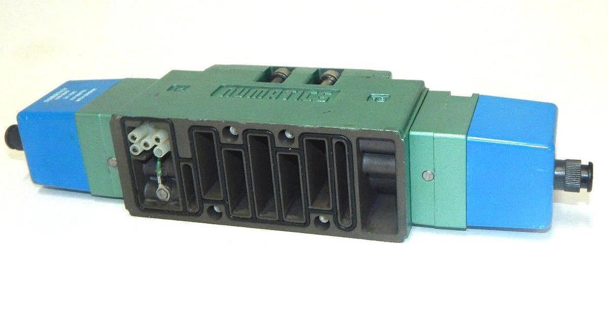NEW NUMATICS 123BB500KP14D30 PNEUMATIC VALVE 150 PSI, W/ NUMATICS 236-384B COILS